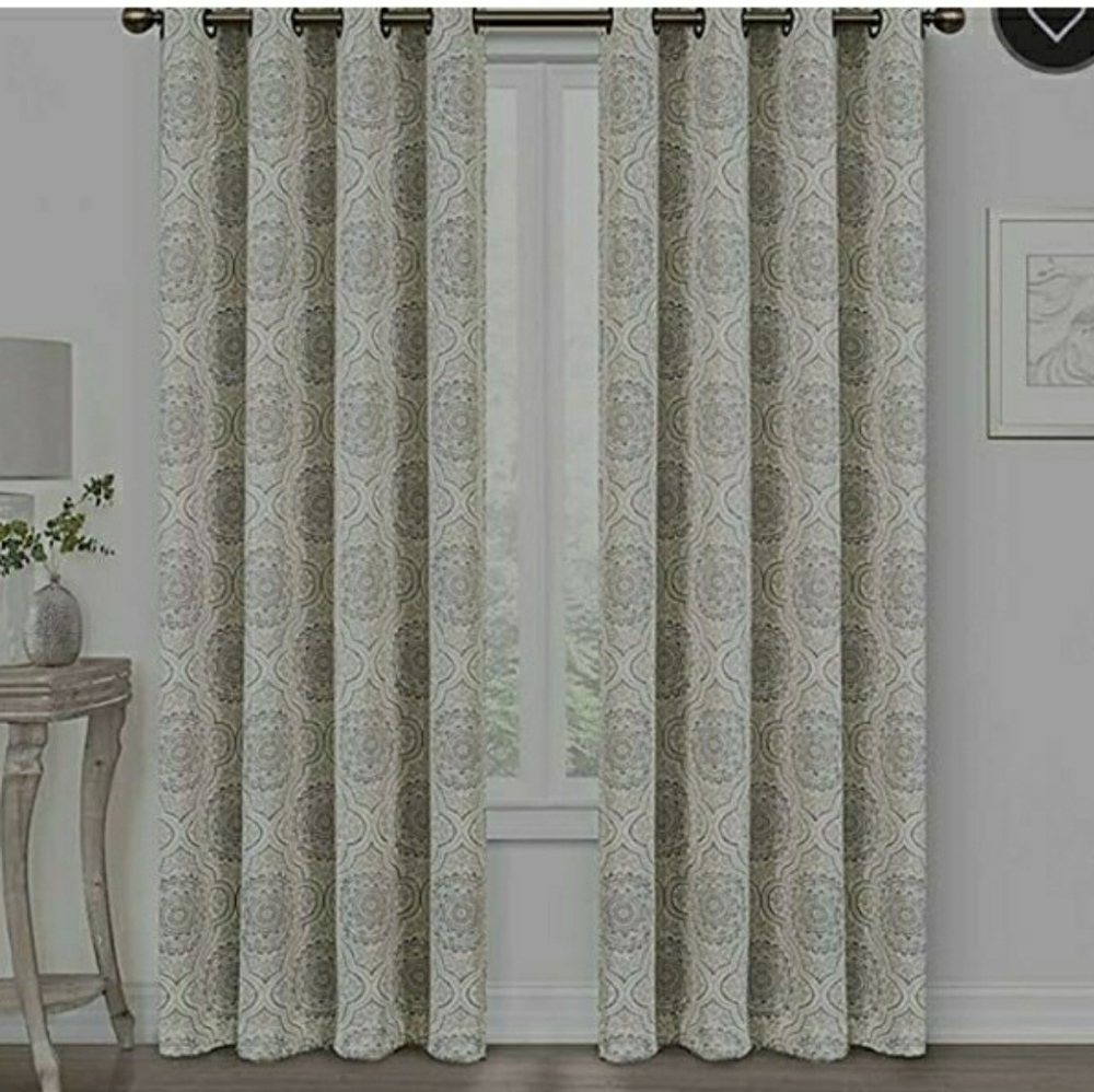 Total Blackout 95" 2 Panels